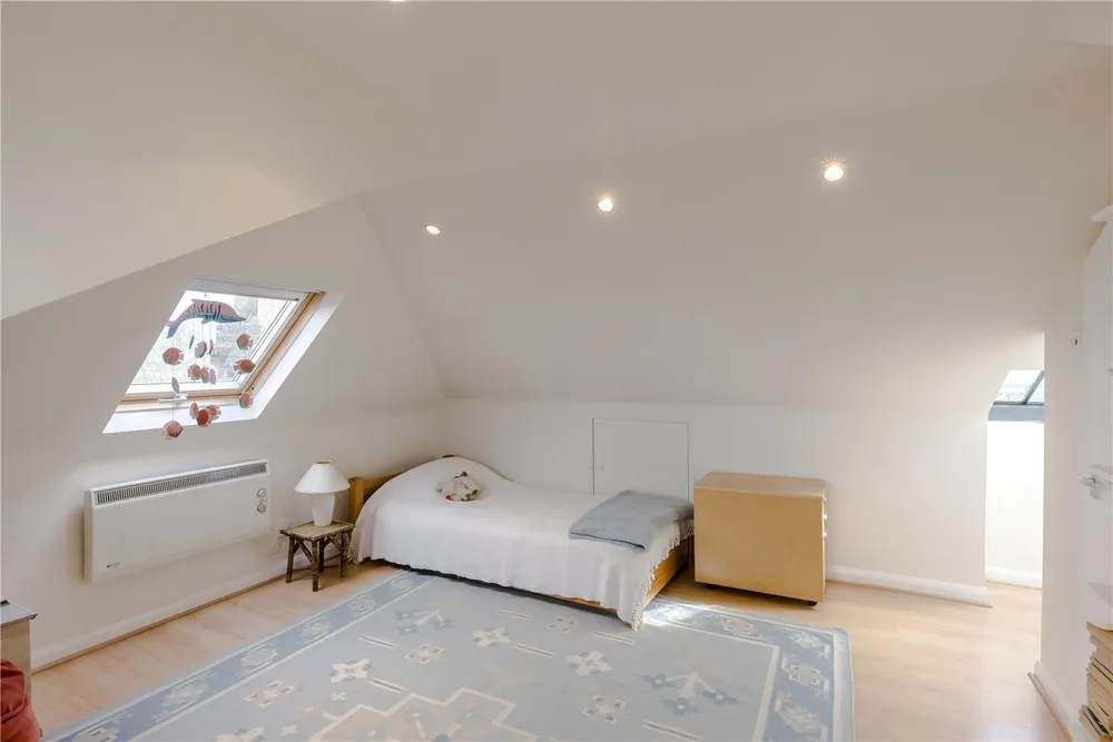Belmont Road, London, SW4