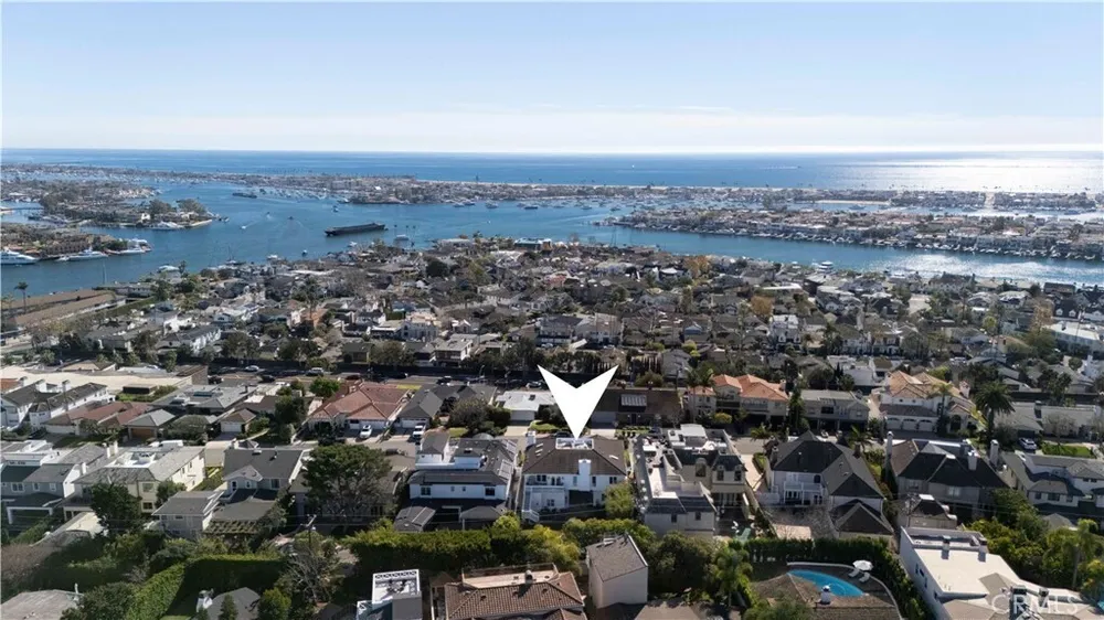 520 Kings Rd, Newport Beach, CA 92663
