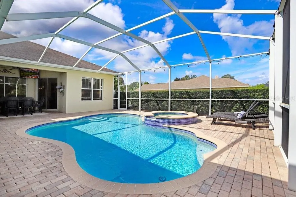7709 Kenia Meadows Ln, Odessa, FL 33556