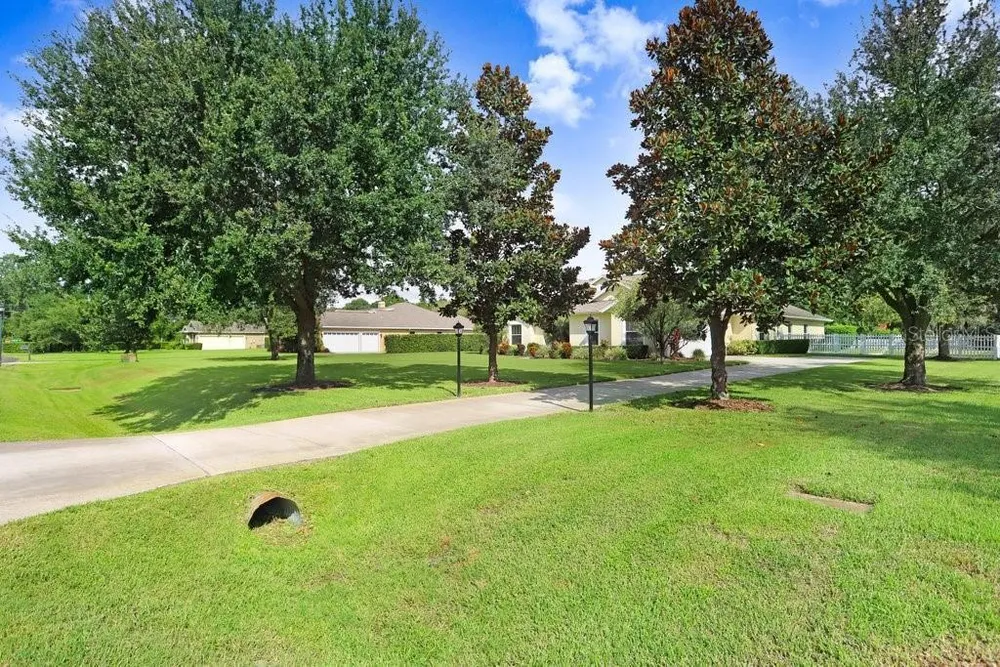 7709 Kenia Meadows Ln, Odessa, FL 33556