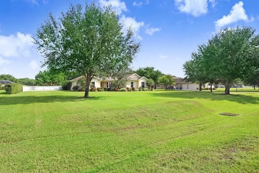 7709 Kenia Meadows Ln, Odessa, FL 33556