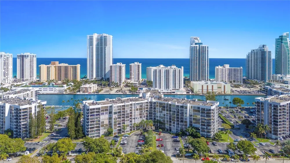 800 Parkview Dr, Hallandale Beach, FL 33009