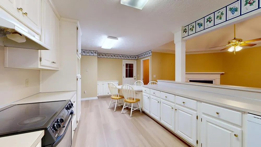 6982 Buckhorn Dr, Columbus, GA 31904