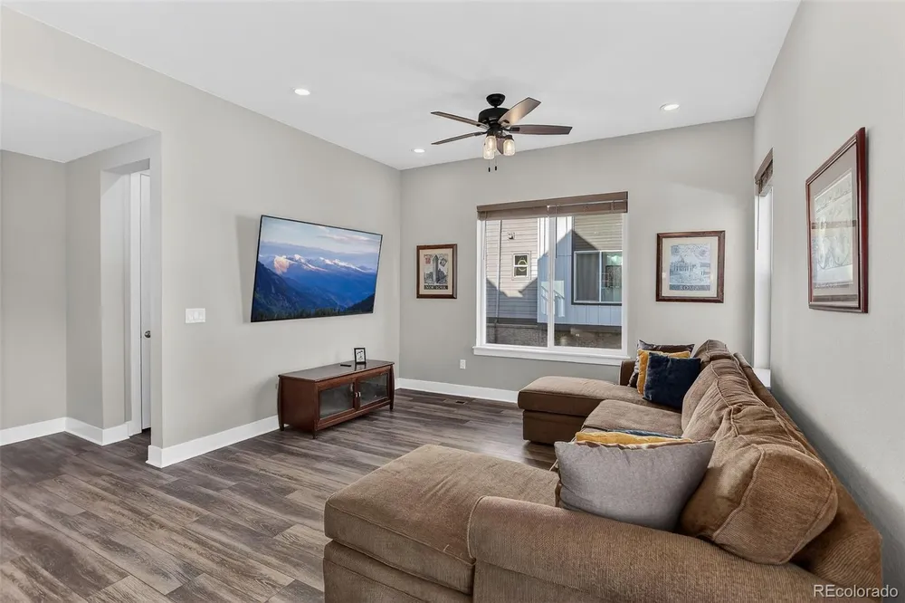 5181 Vivian St, Wheat Ridge, CO 80033