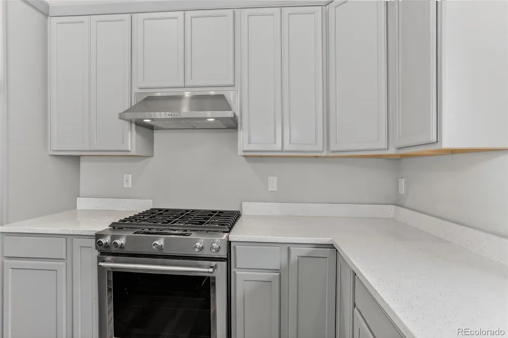 5181 Vivian St, Wheat Ridge, CO 80033