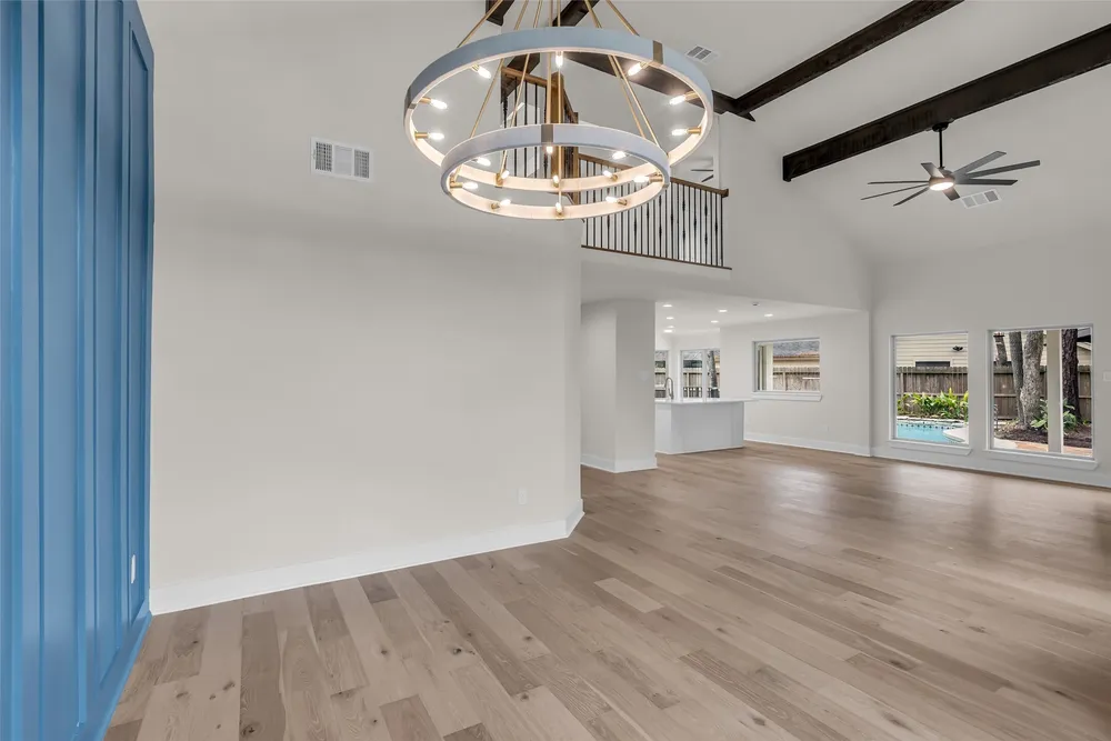 4 N Autumnwood Way, The Woodlands, TX 77380