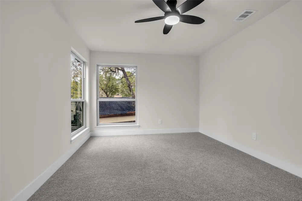 4 N Autumnwood Way, The Woodlands, TX 77380