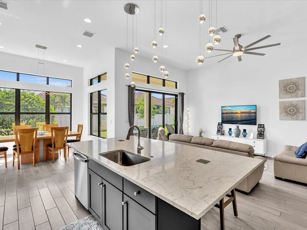 8928 Bastille Circle E, Parkland, FL 33076