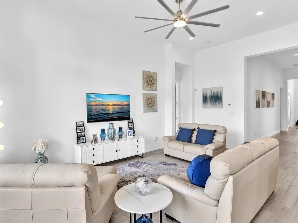 8928 Bastille Circle E, Parkland, FL 33076