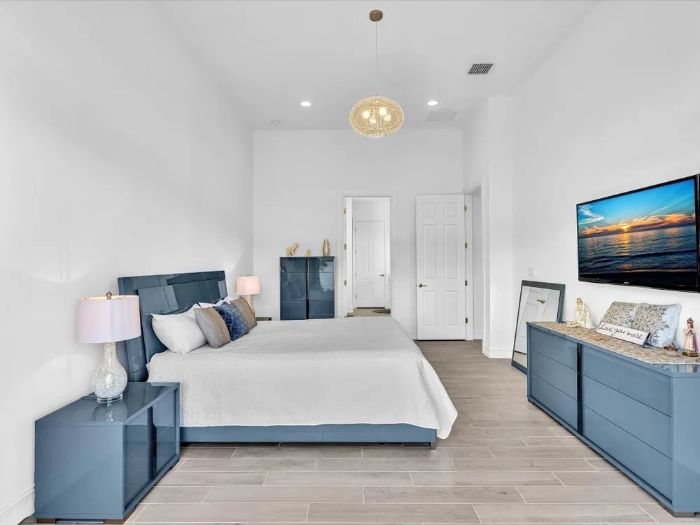 8928 Bastille Circle E, Parkland, FL 33076