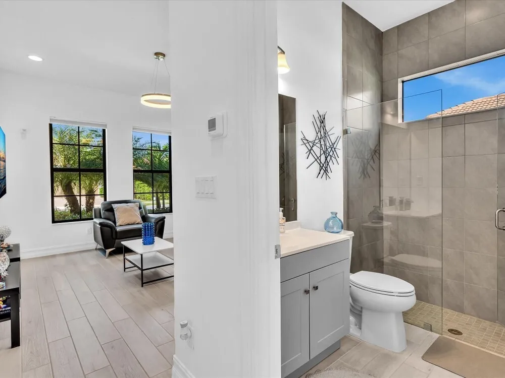 8928 Bastille Circle E, Parkland, FL 33076