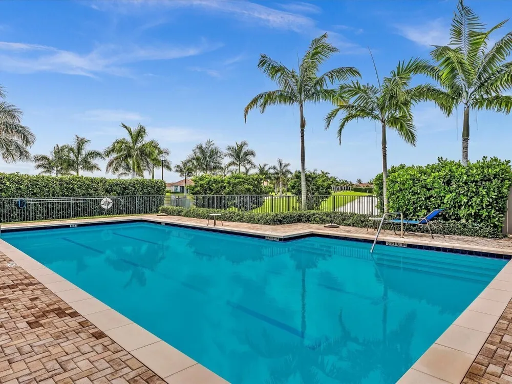 8928 Bastille Circle E, Parkland, FL 33076