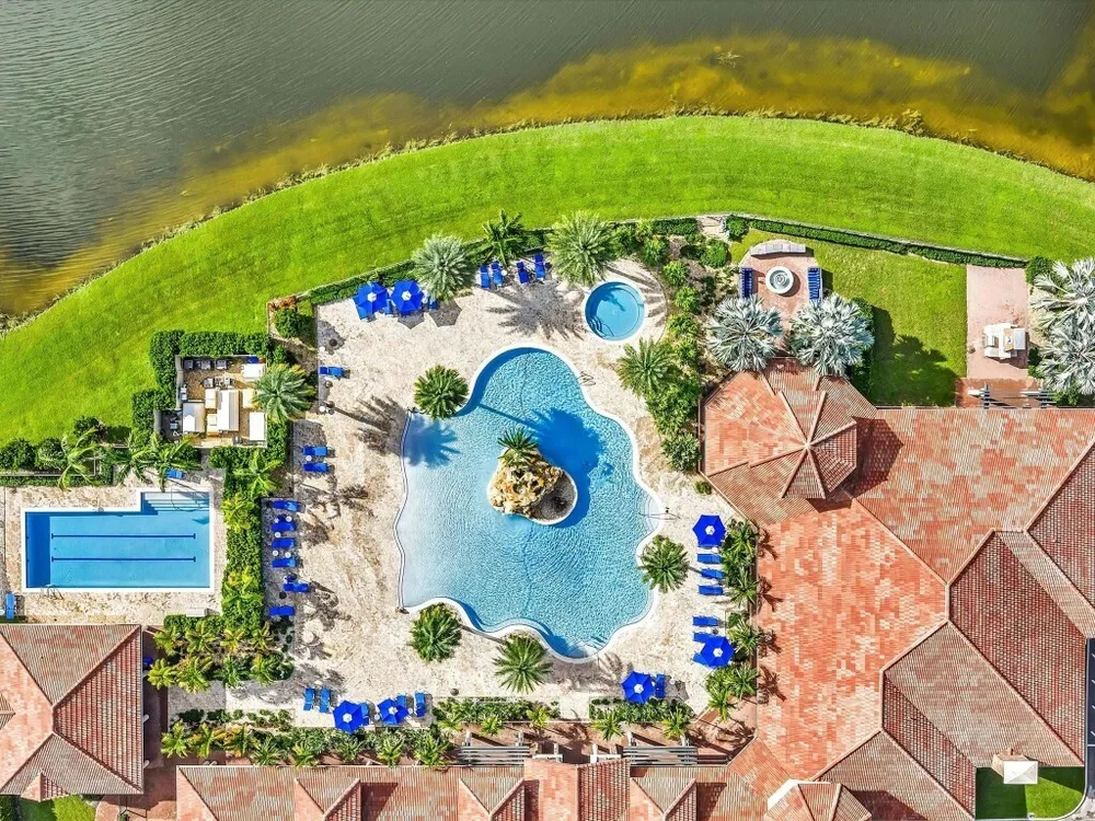 8928 Bastille Circle E, Parkland, FL 33076