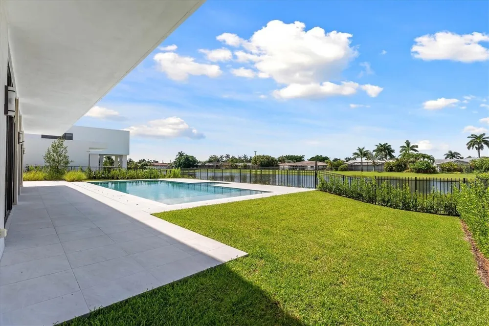 16722 Botaniko Dr S, Weston, FL 33326