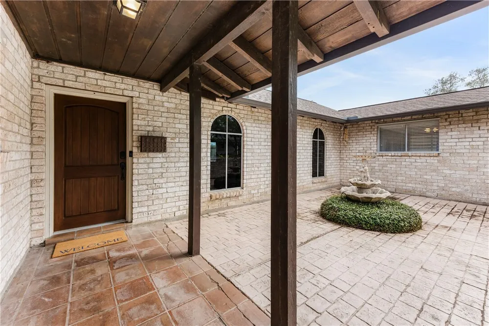 3350 Mavis Dr, Corpus Christi, TX 78411