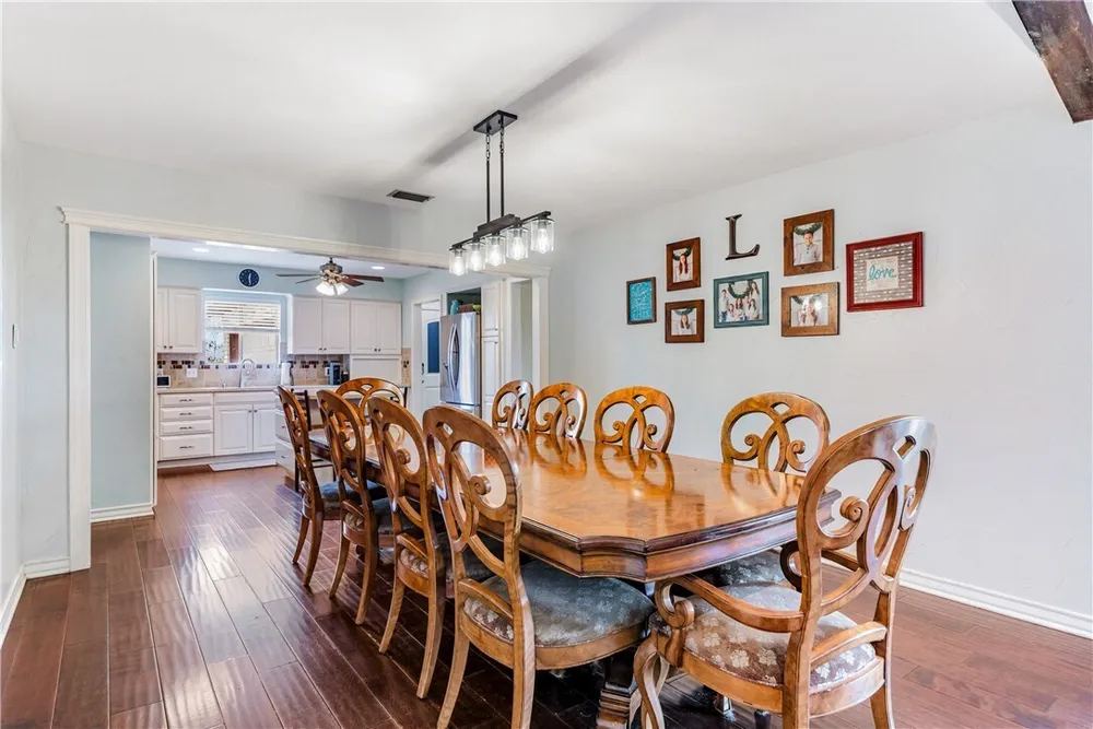 3350 Mavis Dr, Corpus Christi, TX 78411