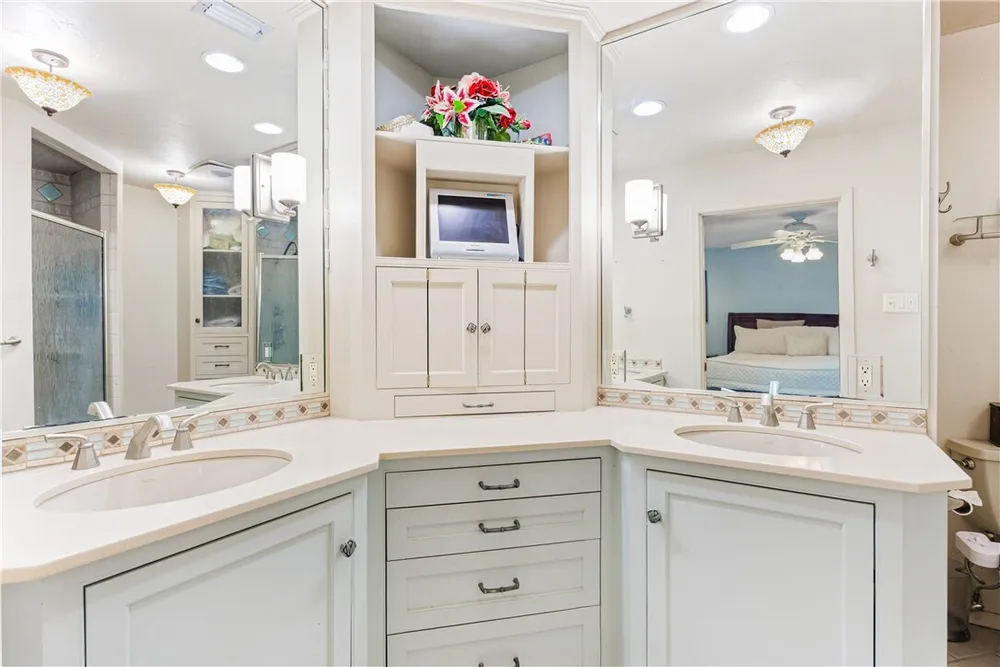 3350 Mavis Dr, Corpus Christi, TX 78411