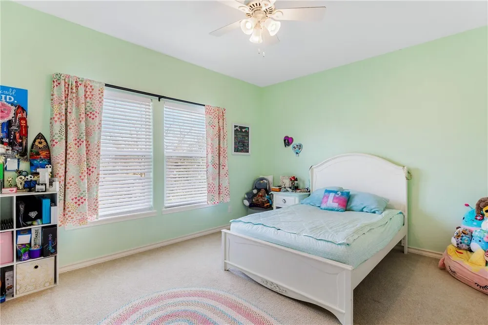 3350 Mavis Dr, Corpus Christi, TX 78411