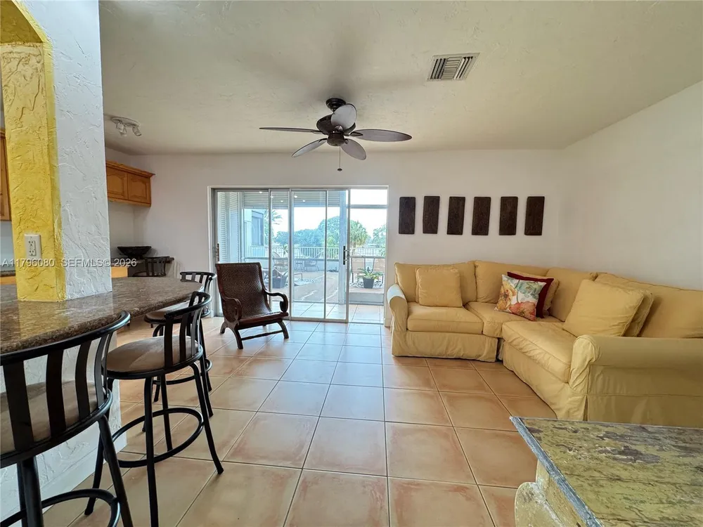 1700 Pierce St, Hollywood, FL 33020