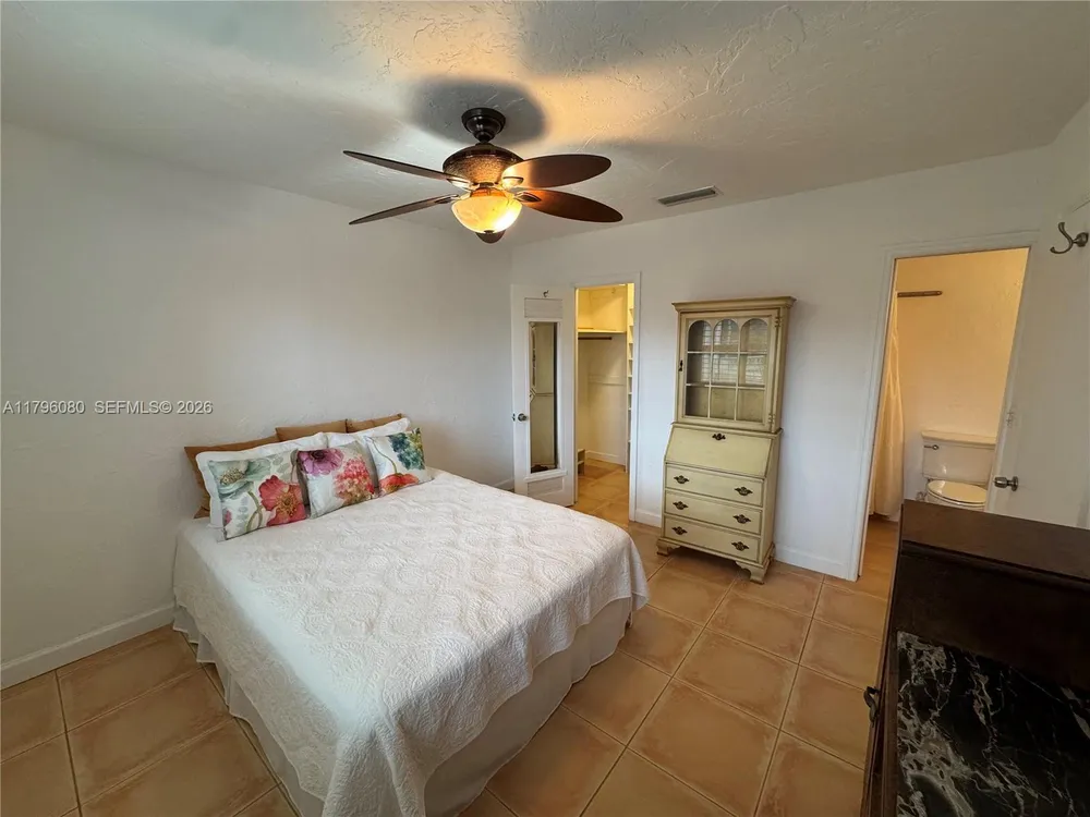 1700 Pierce St, Hollywood, FL 33020
