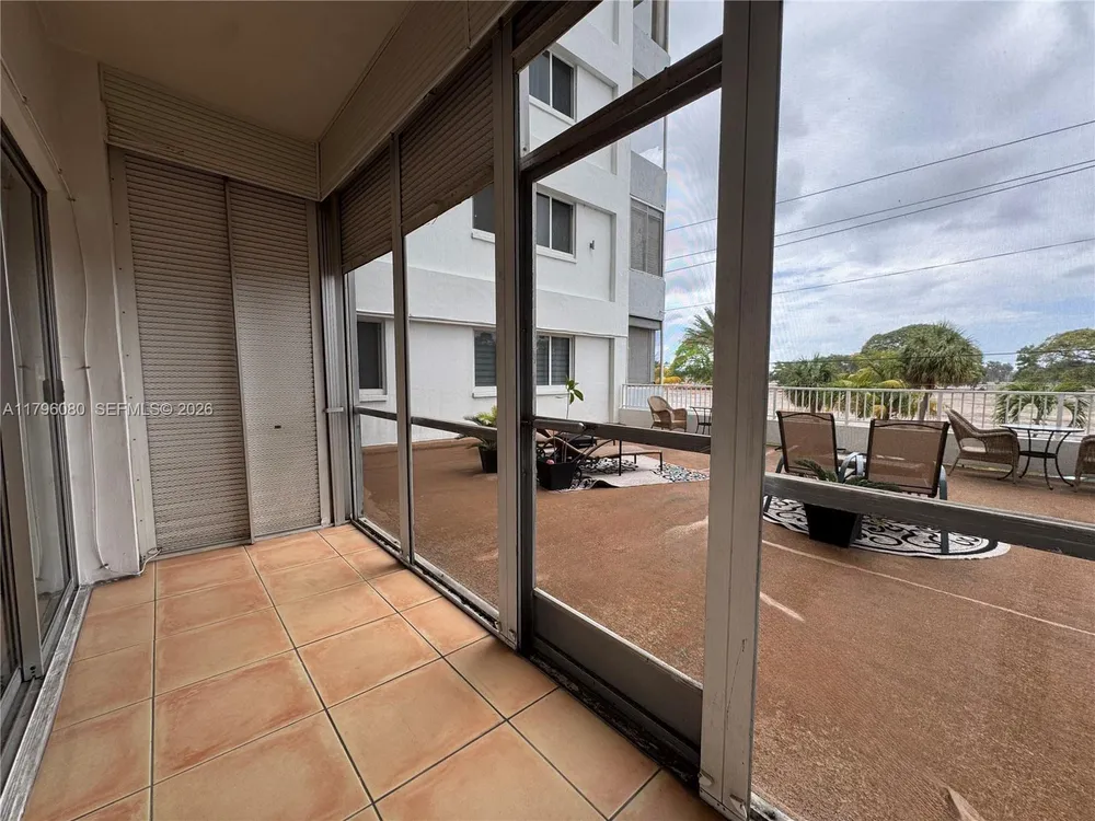1700 Pierce St, Hollywood, FL 33020