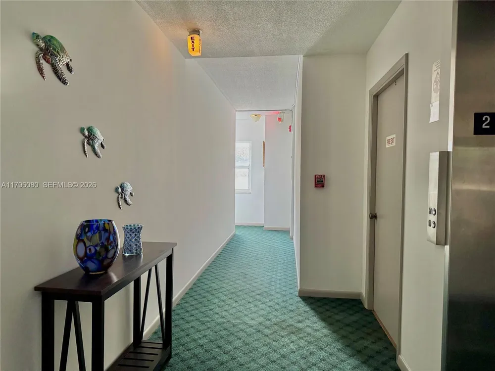 1700 Pierce St, Hollywood, FL 33020