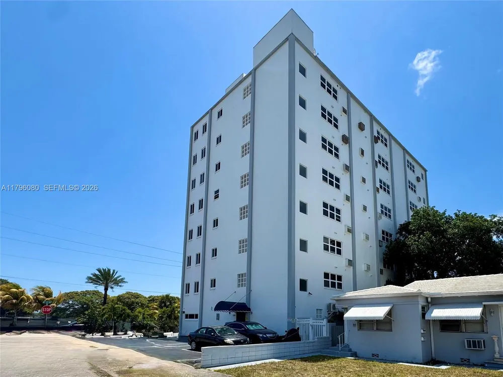 1700 Pierce St, Hollywood, FL 33020