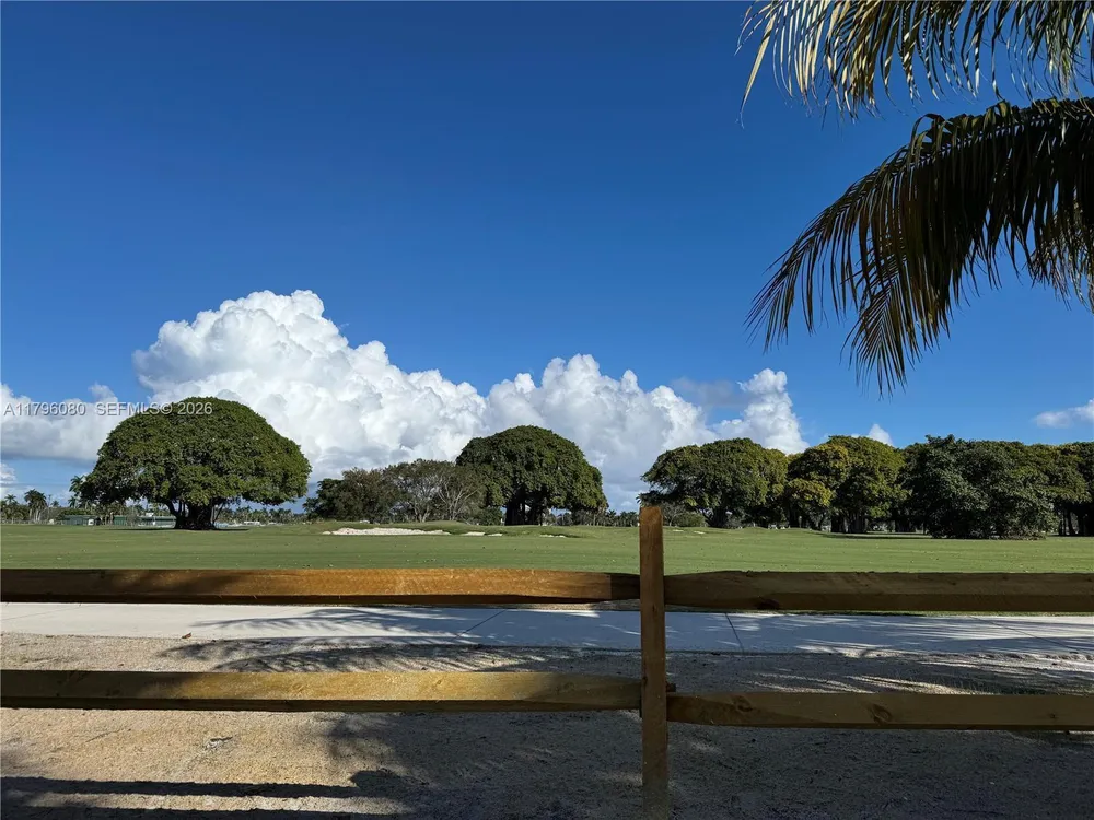 1700 Pierce St, Hollywood, FL 33020