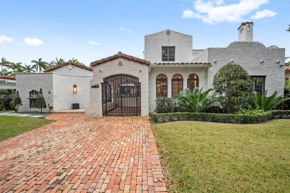 1236 Obispo Ave, Coral Gables, FL 33134