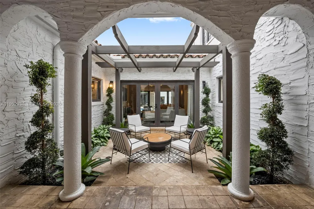 1236 Obispo Ave, Coral Gables, FL 33134