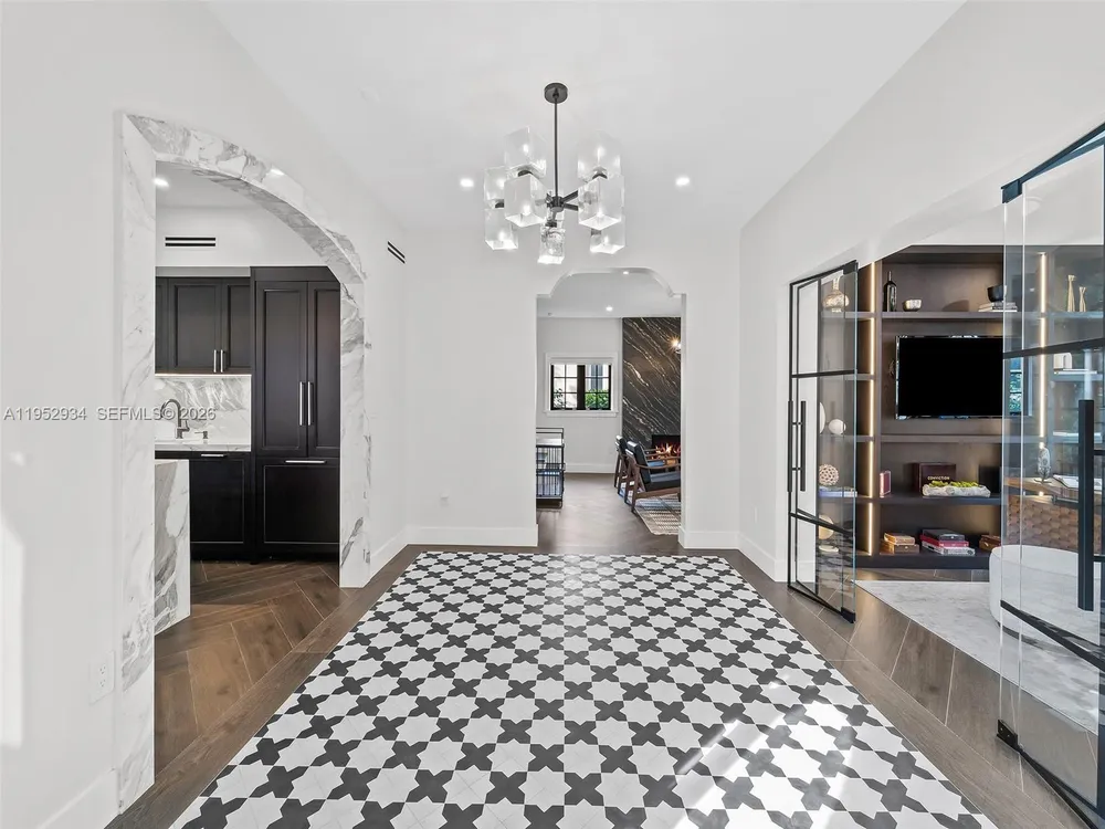 1236 Obispo Ave, Coral Gables, FL 33134
