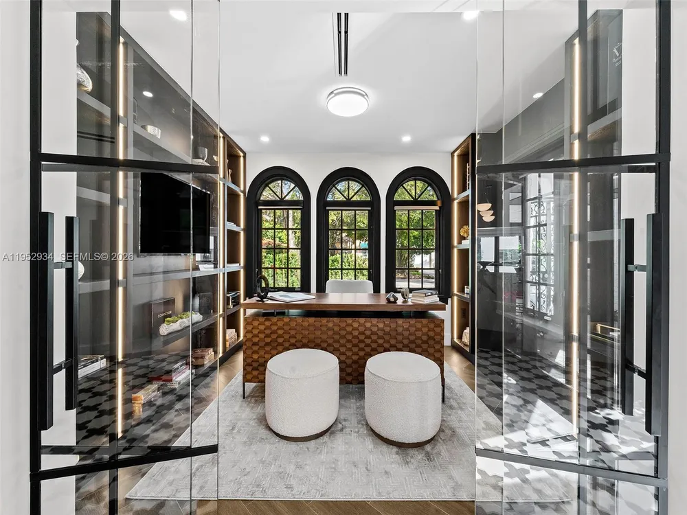 1236 Obispo Ave, Coral Gables, FL 33134