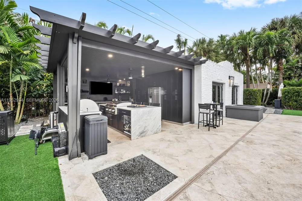 1236 Obispo Ave, Coral Gables, FL 33134