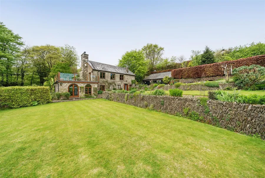 Property Image 28