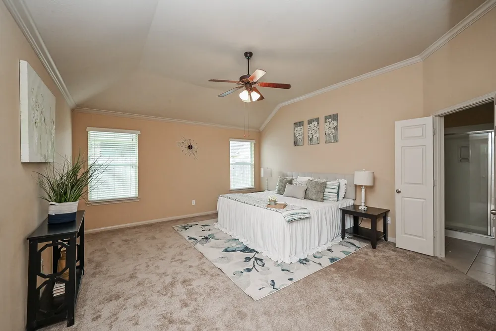 8010 Durham Run Ln, Richmond, TX 77407