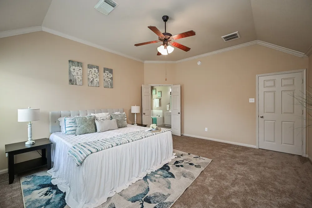 8010 Durham Run Ln, Richmond, TX 77407