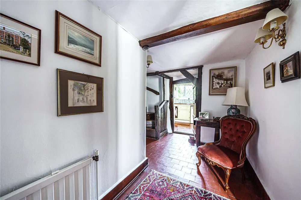 Upper Highway, Kings Langley, WD4
