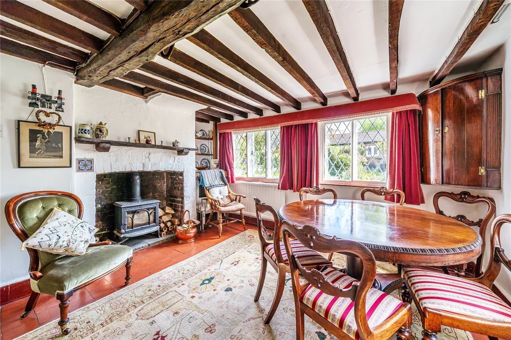 Upper Highway, Kings Langley, WD4