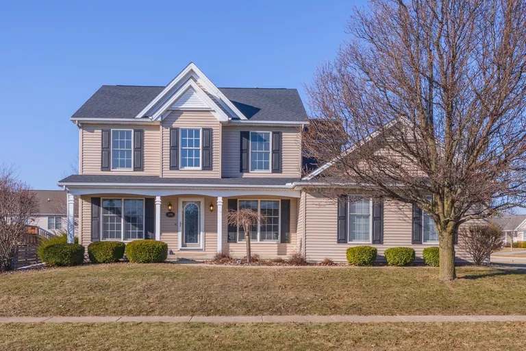 2409 Sanford Ln, Normal, IL 61761