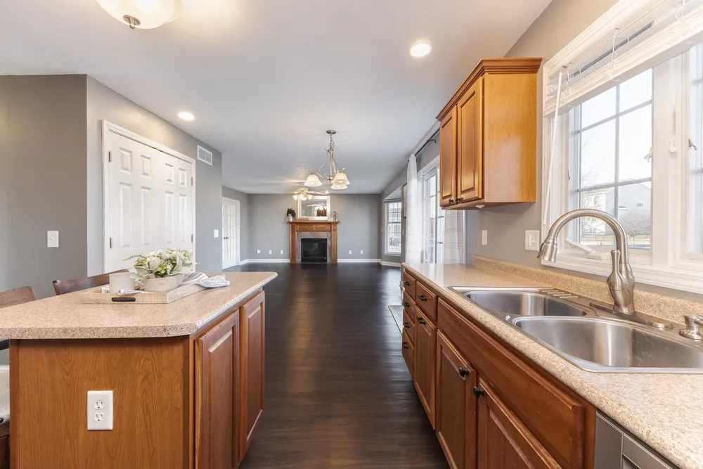 2409 Sanford Ln, Normal, IL 61761