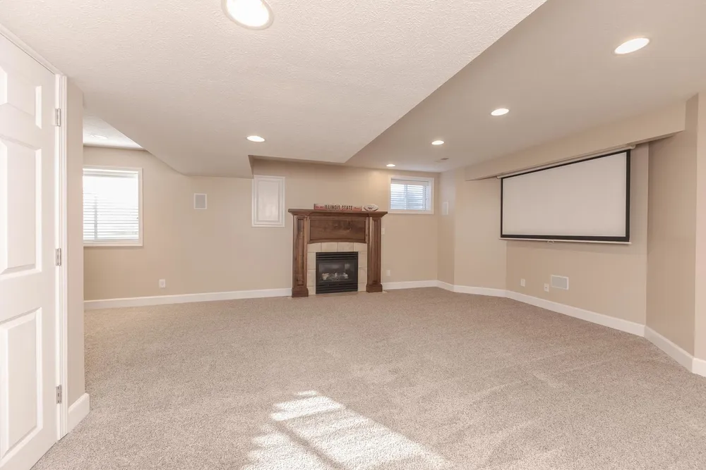 2409 Sanford Ln, Normal, IL 61761