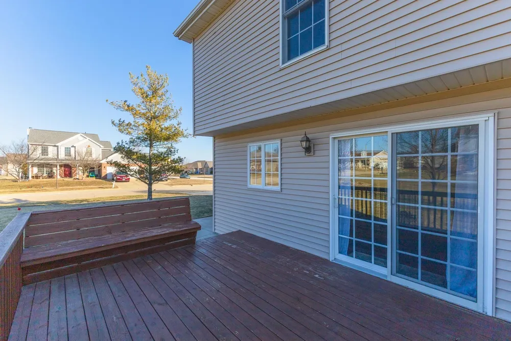 2409 Sanford Ln, Normal, IL 61761