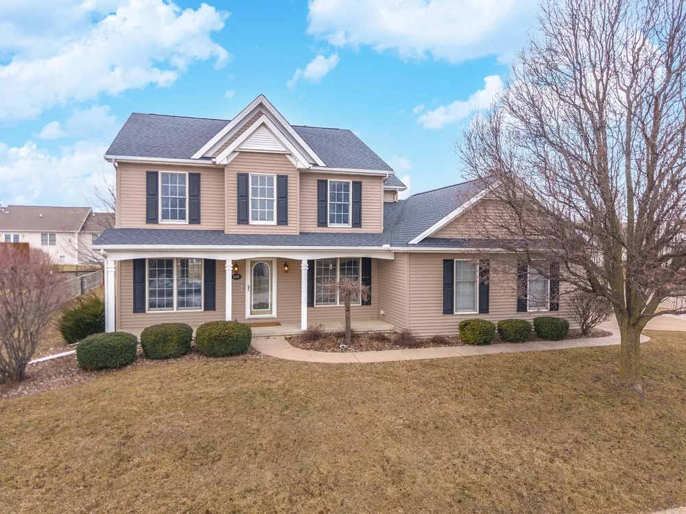 2409 Sanford Ln, Normal, IL 61761