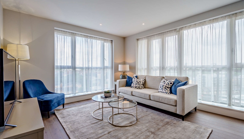 TWO BEDROOM TO LET CIRCUS E14 Image 1