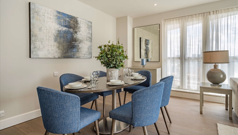 TWO BEDROOM TO LET CIRCUS E14 Image 6