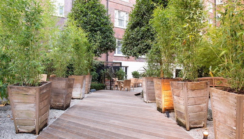 One-Bed Apartment To Let Hill Street Mayfair W1 Image 6