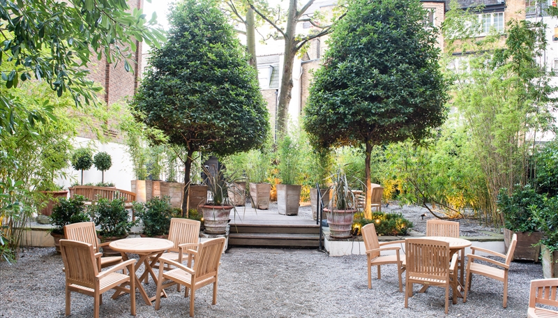 One-Bed Apartment To Let Hill Street Mayfair W1 Image 8