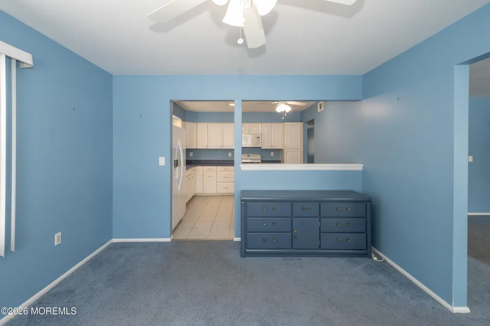 42 Buttonwood Ct, Lakewood, NJ 08701