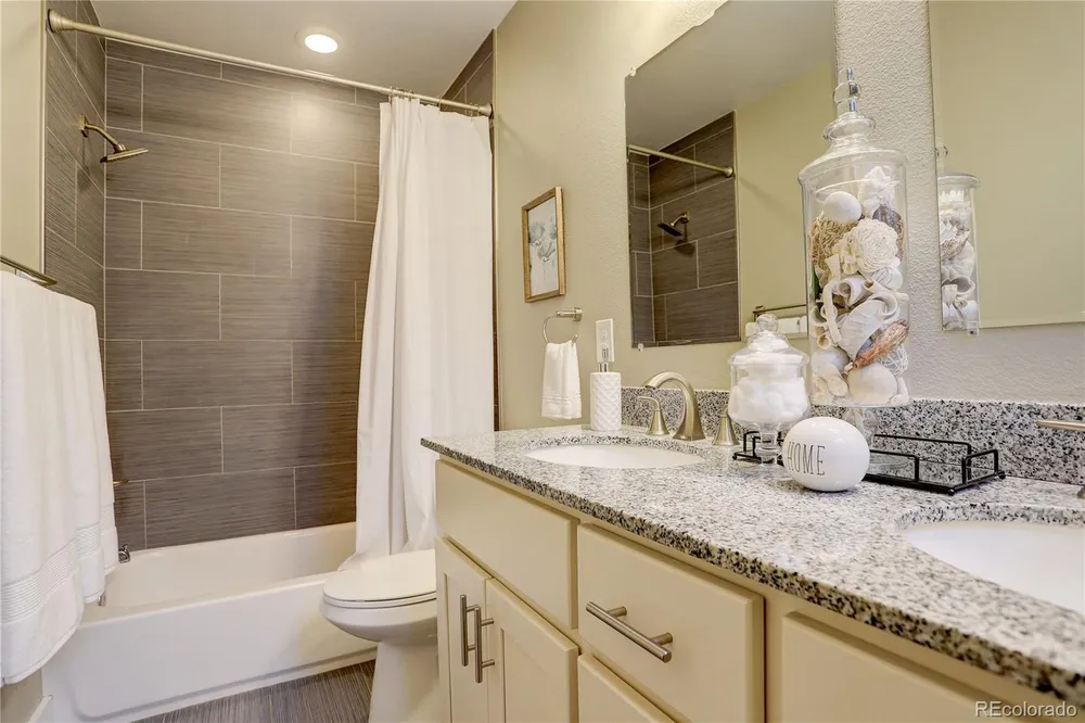 3622 W 29th Ave, Denver, CO 80211
