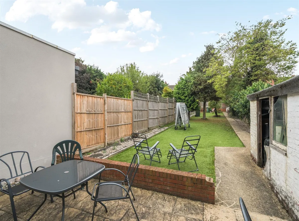 Haycroft Gardens, London NW10
